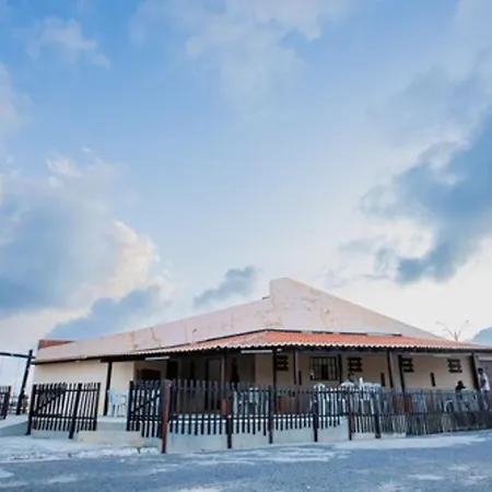 Oyo Hotel Das Pedras-2